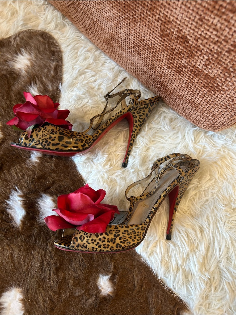 Christian Louboutin Leopard Print Patent Leather T-Strap Peep Toe Heels - Picture 2 of 9